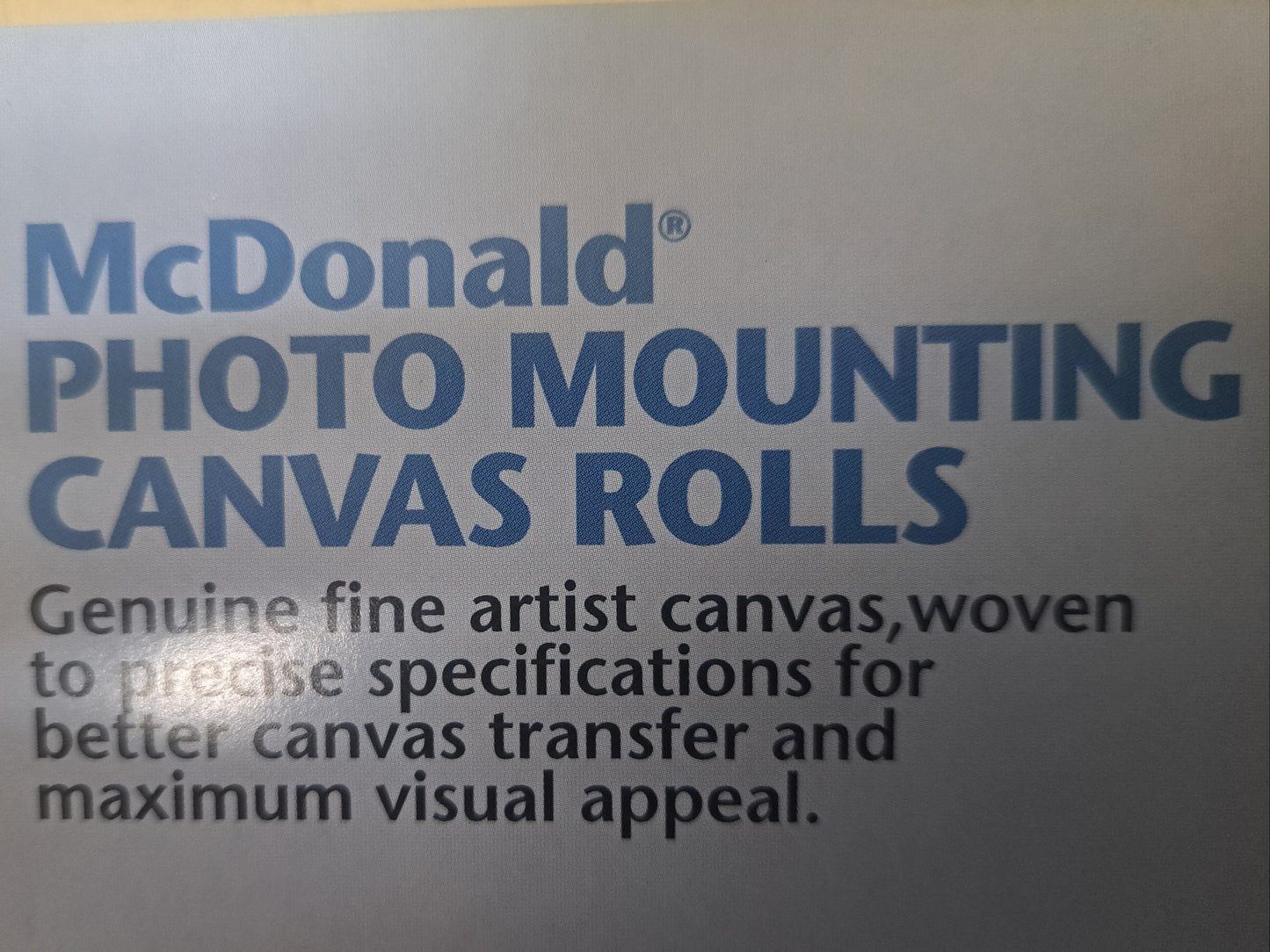 Rouleau de toile de transfert photo Fredrix MPP McDonald, 12 oz --30 vgs X 59'' . Disponible uniquement en magasin.