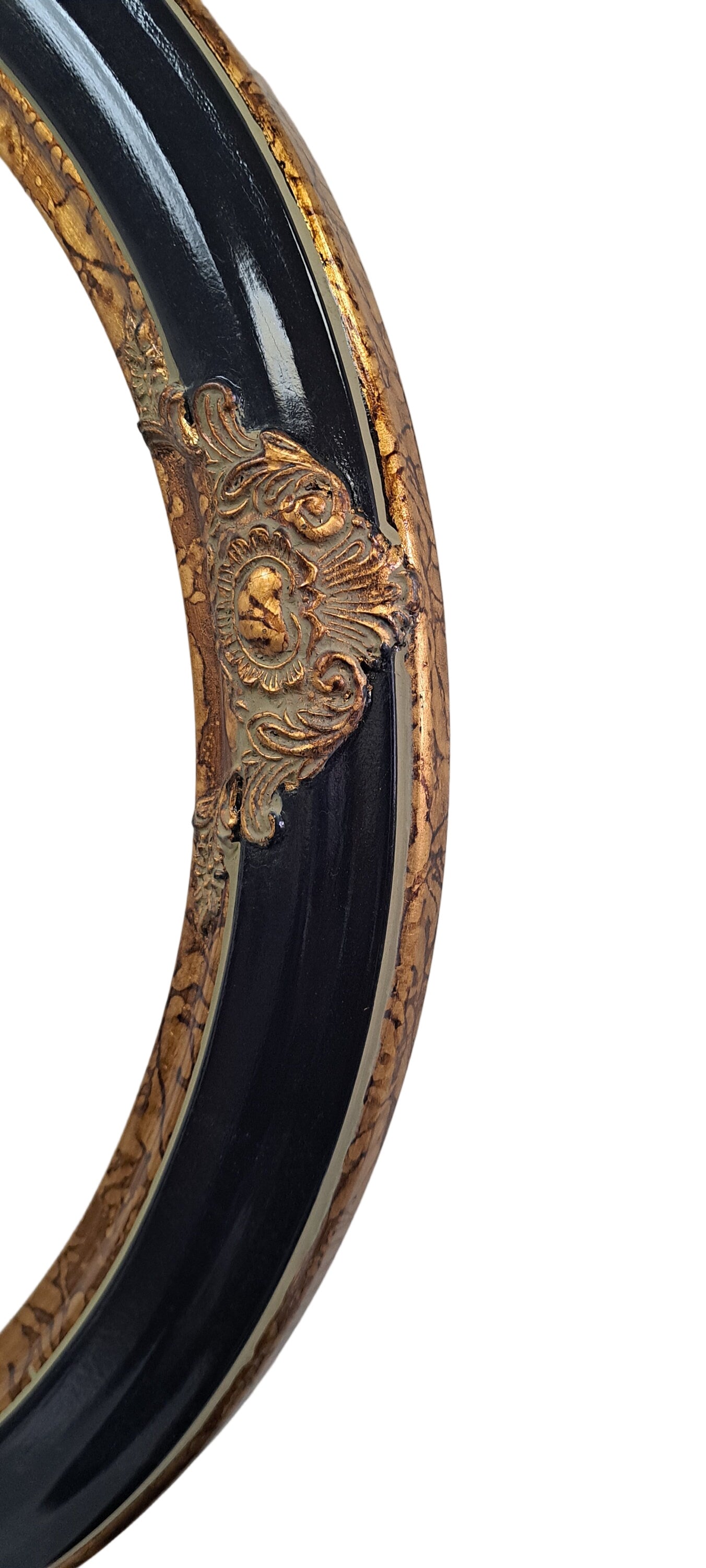 Vintage Gold & Black Hand Finish Gallery Oval Picture Frame 22x28 Moulding  2 1/2 " Wide #470