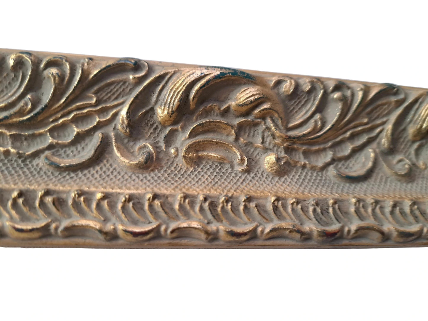 Gold Picture Frame wooden Moulding 6 sticks x 3 feet =total of 18 feet-- Made in Italy #79/11